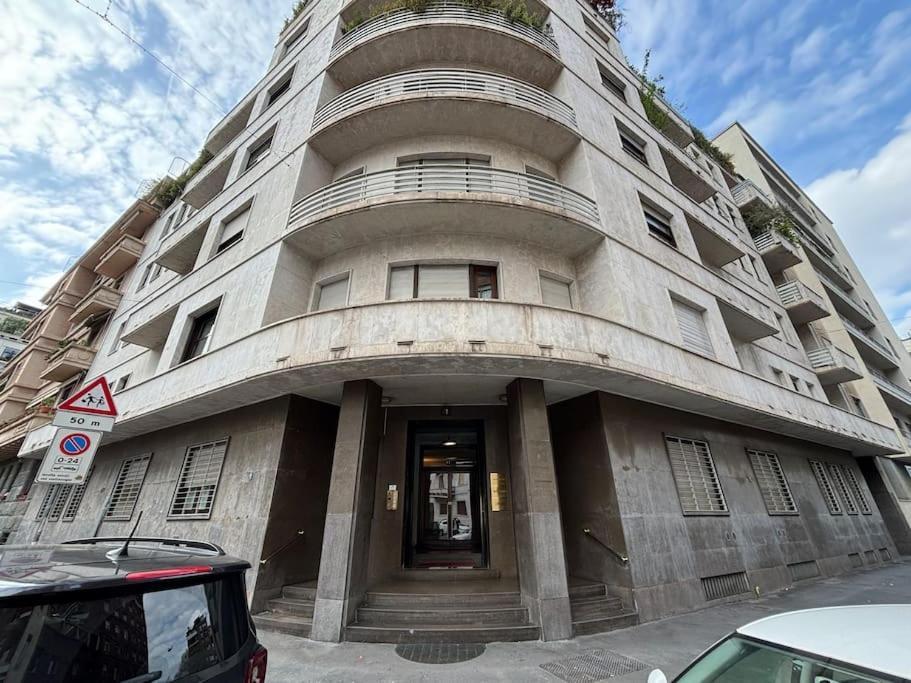 Porta Nuova Lusso 8 Minuti Dal Duomo Apartment Milan Exterior photo